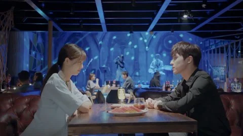 Chỉ Có Sắc Đẹp Không Thể Phụ Mùa 1