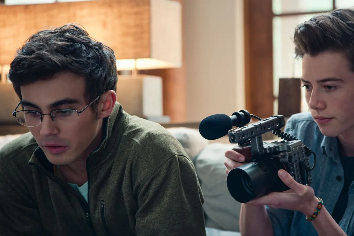 Phá Hoại Kiểu Mỹ 2